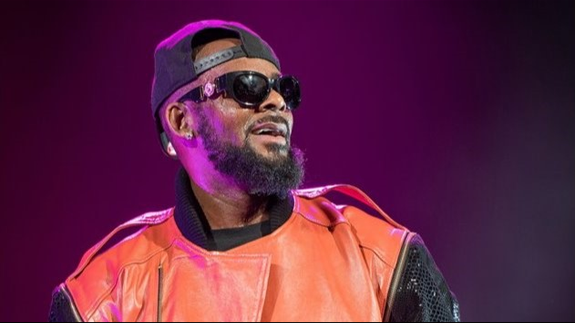 See who attack R. Kelly: R. Kelly Attacked In Prison