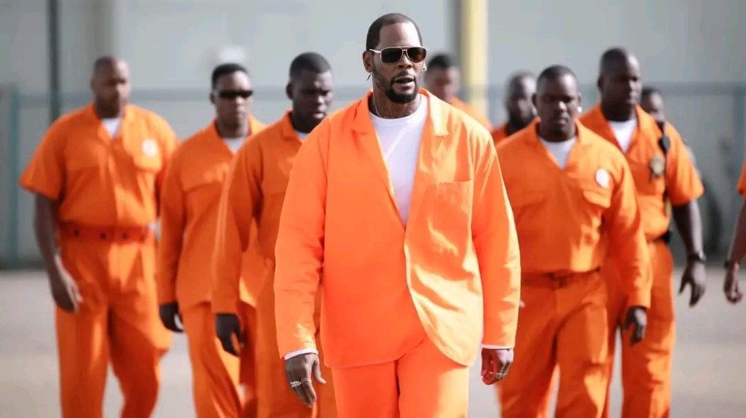 See who attack R. Kelly: R. Kelly Attacked In Prison